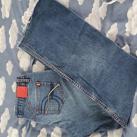 All jeans 2/$20🫦Eckored stretch lower rise flare jeans. Sz 9 perfect condition! - Picture 15 of 15